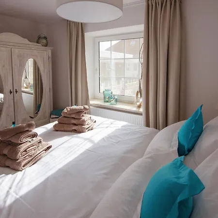 Achtersied - Alte Apotheke Hotel Timmel