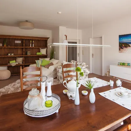 Achtersied - Alte Apotheke Hotel Timmel